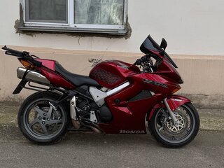 2004 Honda VFR 800, красный, 500000 рублей, вид 1