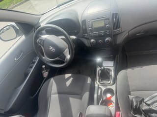 2010 Hyundai i30 I Рестайлинг, белый, 650000 рублей, вид 4