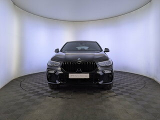 2021 BMW X6 40i III (G06), чёрный, 8015000 рублей, вид 2