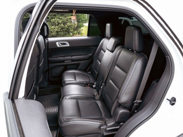 2015 Ford Explorer V, белый, 1435000 рублей - вид 18