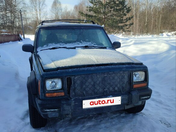 1998 Jeep Cherokee II (XJ) Рестайлинг, зелёный - вид 1