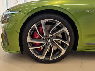 2026 Bentley Continental GT Speed IV, зелёный, 35556599 рублей, вид 3