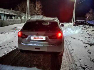 2013 Mitsubishi ASX I Рестайлинг, белый, 725000 рублей, вид 4