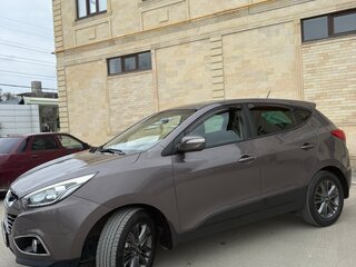 2014 Hyundai ix35 I Рестайлинг, коричневый, 1500000 рублей, вид 3
