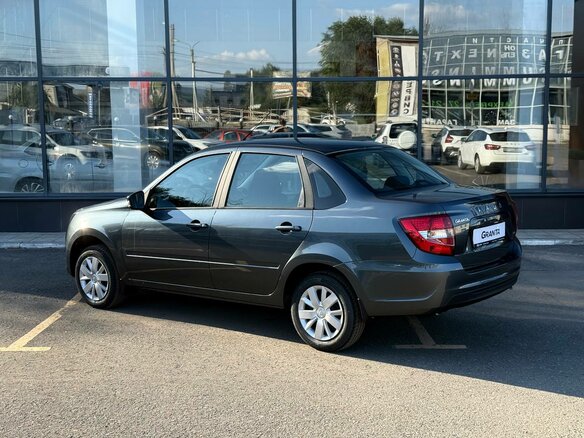 2026 Lada (ВАЗ) Granta I Рестайлинг, серый, 1130000 рублей - вид 2