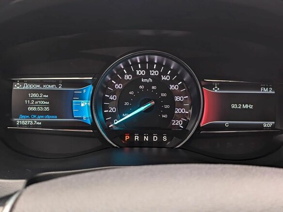 2018 Ford Explorer V Рестайлинг, белый, 2590000 рублей - вид 18