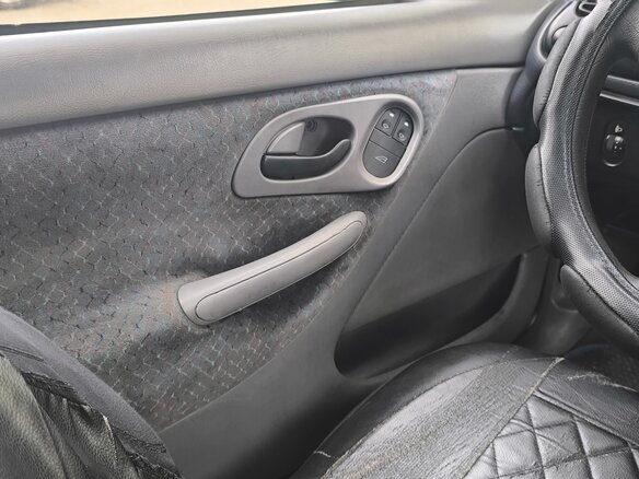 1993 Ford Mondeo I, зелёный - вид 13
