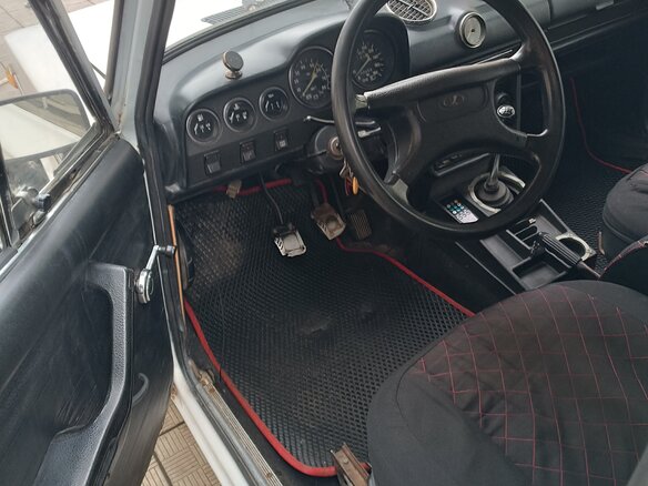 2002 Lada (ВАЗ) 2106 4-speed, белый, 130000 рублей - вид 5