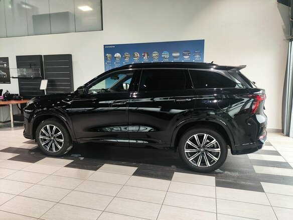 2024 Changan CS75 Plus III, чёрный, 4029900 рублей - вид 3