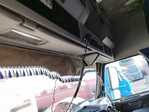 2009 Volvo FH, синий, 4000000 рублей - вид 10