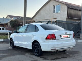 2017 Volkswagen Polo V Рестайлинг, белый, 650000 рублей, вид 5