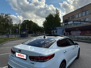2018 Kia Optima IV Рестайлинг, белый, 1980000 рублей, вид 4