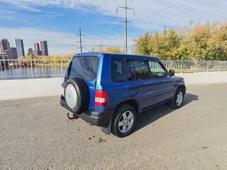 2001 Mitsubishi Pajero Pinin, синий, 520000 рублей, вид 3