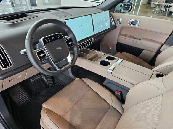 2025 Li Auto (Lixiang) L9 52.3 kWh I Рестайлинг, чёрный - вид 9