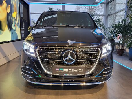 2025 Mercedes-Benz V-Класс Extra Long 300 d экстра длинный III (W447) Рестайлинг 2, чёрный, 13598000 рублей, вид 1