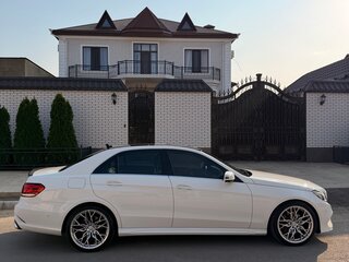 2014 Mercedes-Benz E-Класс 300 IV (W212, S212, C207) Рестайлинг, белый, 3450000 рублей, вид 4