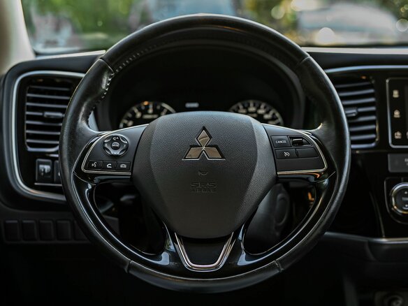 2018 Mitsubishi Outlander III Рестайлинг 2, серый - вид 6