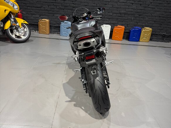 2023 Honda CBR 600RR, чёрный, 895000 рублей - вид 7