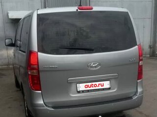 2017 Hyundai H-1 II Рестайлинг, серебристый, 2450000 рублей, вид 4