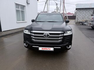 2023 Toyota Land Cruiser 300 Series, чёрный, 12000000 рублей, вид 2