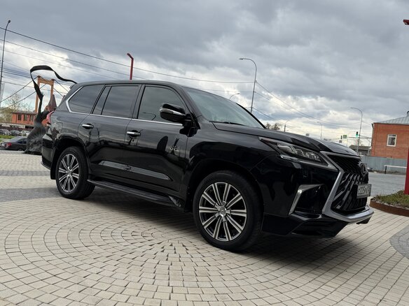 2017 Lexus LX 450d III Рестайлинг 2, чёрный, 7500000 рублей - вид 9