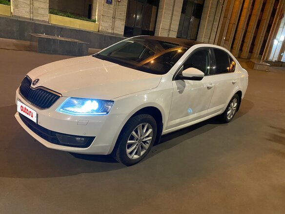 2015 Skoda Octavia III (A7), белый, 1080000 рублей - вид 4