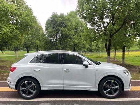 2023 Audi Q3 35 TFSI II (F3), белый, 2390000 рублей, вид 5