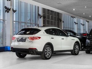 2017 Maserati Levante I, белый, 4150000 рублей, вид 4