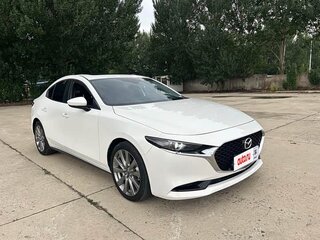 2023 Mazda 3 Axela IV (BP), белый, 1340999 рублей, вид 3
