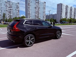 2019 Volvo XC60 II, чёрный, 4300000 рублей, вид 3
