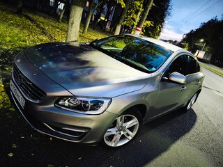 2013 Volvo S60 II Рестайлинг, бежевый, 1395000 рублей, вид 1