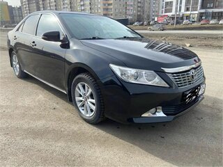 2013 Toyota Camry VII (XV50), чёрный, 1320000 рублей, вид 1
