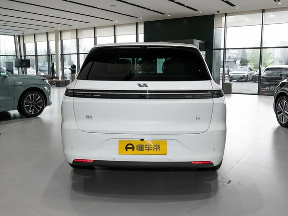 2025 Li Auto (Lixiang) L6 I, белый, 7650000 рублей - вид 6