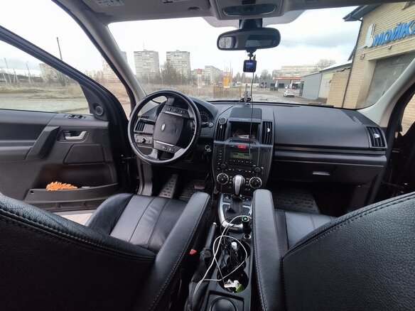 2011 Land Rover Freelander II Рестайлинг, чёрный - вид 9