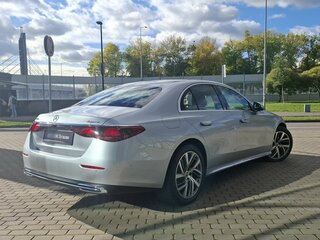 2024 Mercedes-Benz E-Класс 220 d VI (W214, S214), серебристый, 8350000 рублей, вид 2