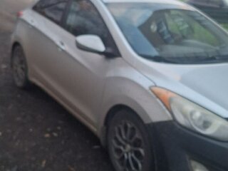 2013 Hyundai Elantra V (MD), серый, 700000 рублей, вид 5