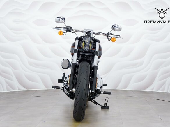 2024 Harley-Davidson Breakout, чёрный - вид 3