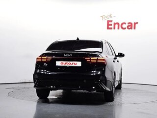 2023 Kia K3 II Рестайлинг, чёрный, 1670000 рублей, вид 4