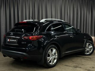 2014 Infiniti QX70, чёрный, 2449777 рублей, вид 2
