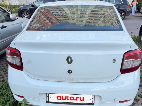 2018 Renault Logan II Рестайлинг, белый, 599000 рублей - вид 3