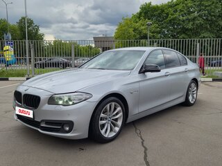 2015 BMW 5 серии 520d VI (F10/F11/F07) Рестайлинг, серебристый, 2850000 рублей, вид 4