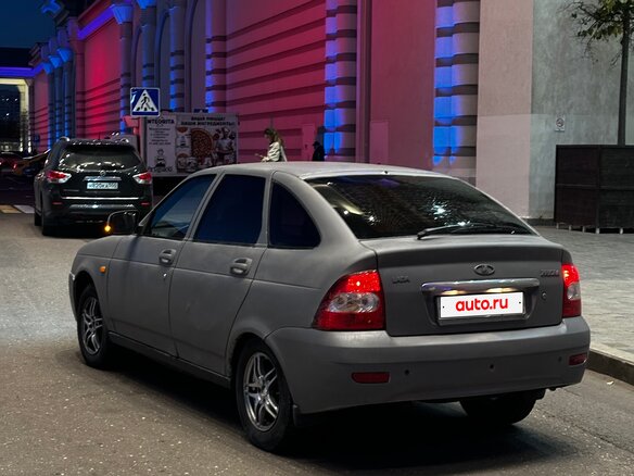 2010 Lada (ВАЗ) Priora I, серебристый, 165000 рублей - вид 4