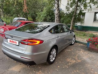 2020 Ford Fusion (North America) II Рестайлинг, серебристый, 1480000 рублей, вид 5