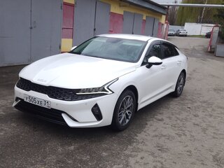 2022 Kia K5 III, белый, 3050000 рублей, вид 1