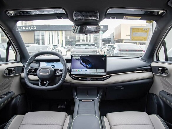 2026 Lynk & Co 06 Long Battery I Рестайлинг, белый, 2550000 рублей - вид 8