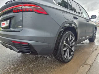 2024 Geely Monjaro I, серый, 2600000 рублей, вид 4