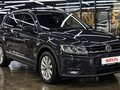 2017 Volkswagen Tiguan II, серый, 1999999 рублей - вид 3