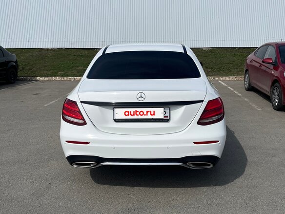 2019 Mercedes-Benz E-Класс 200 V (W213, S213, C238), белый, 2750000 рублей - вид 4
