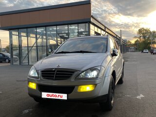 2010 SsangYong Kyron 5-speed I Рестайлинг, серебристый, 749000 рублей, вид 1