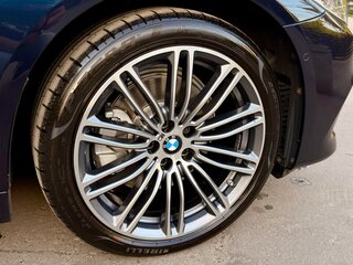 2019 BMW 5 серии 520d VII (G30/G31/G38), синий, 3880000 рублей, вид 4